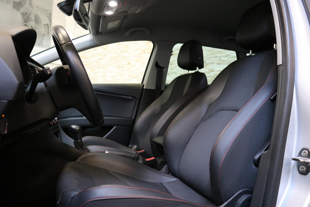 51368580-3.jpg