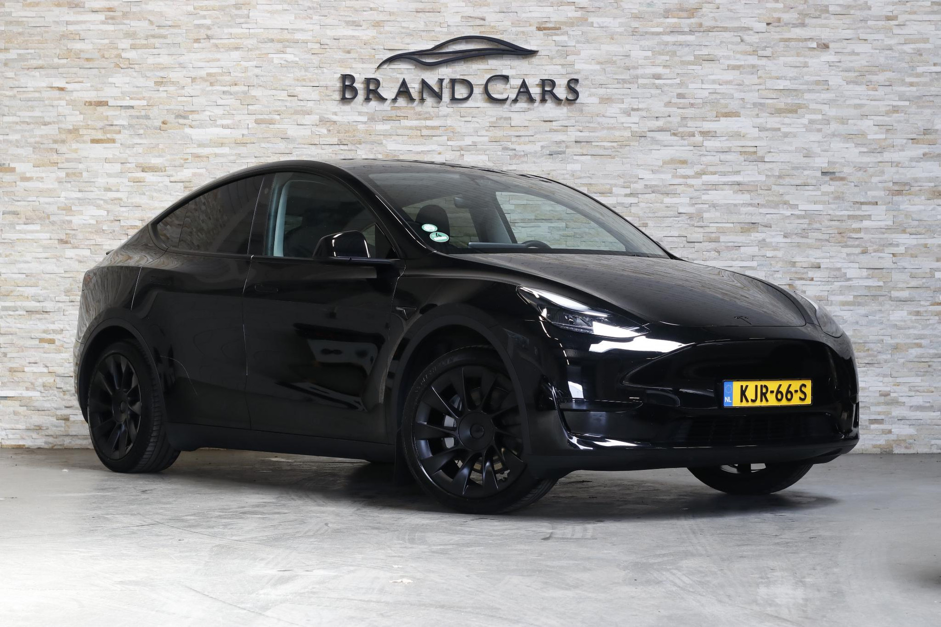 53660785