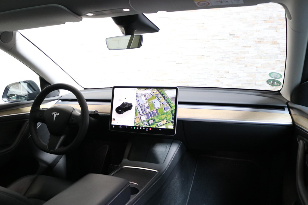 53660785-2.jpg
