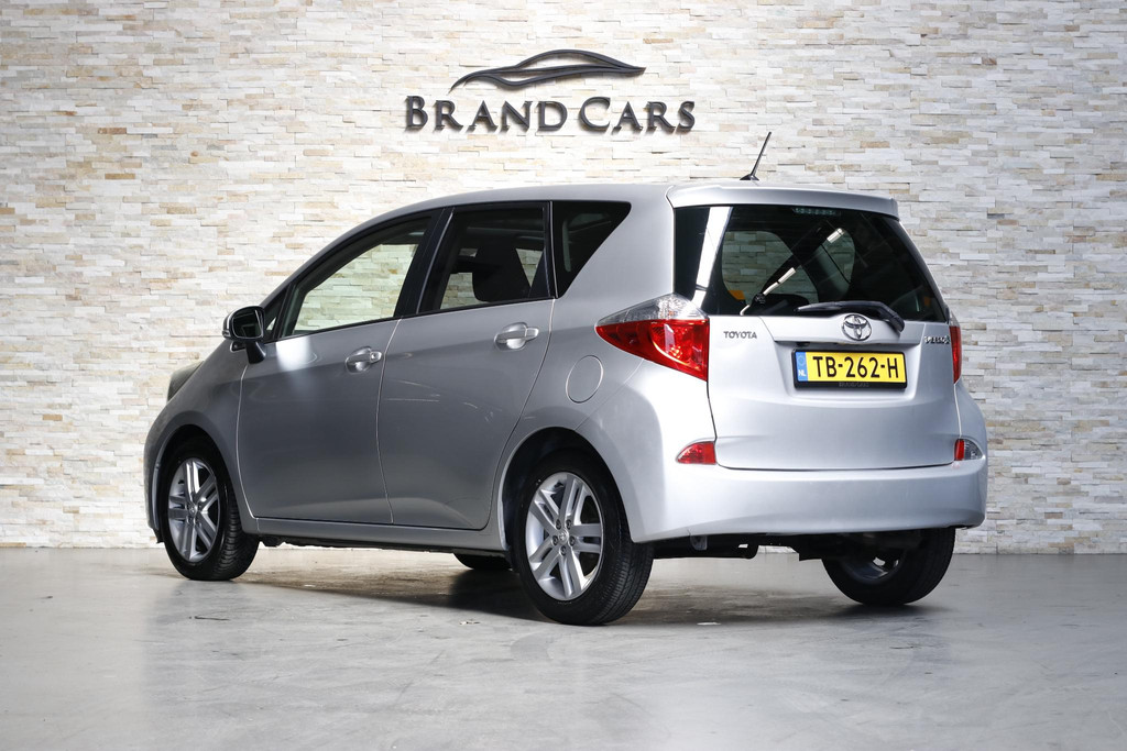 54362842-1.jpg