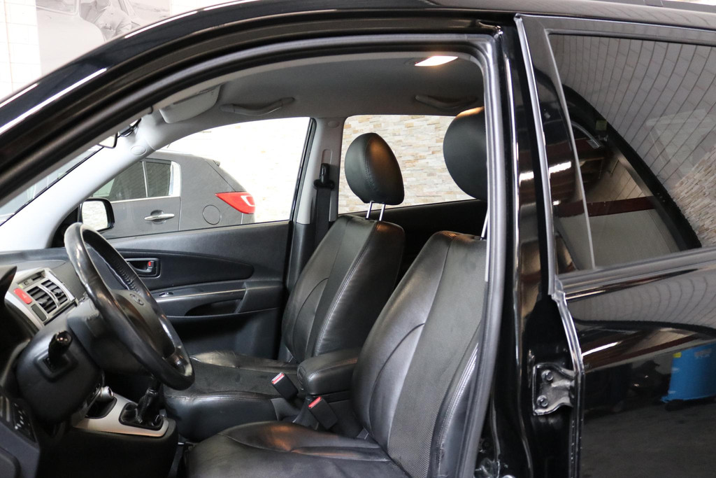56392601-3.jpg